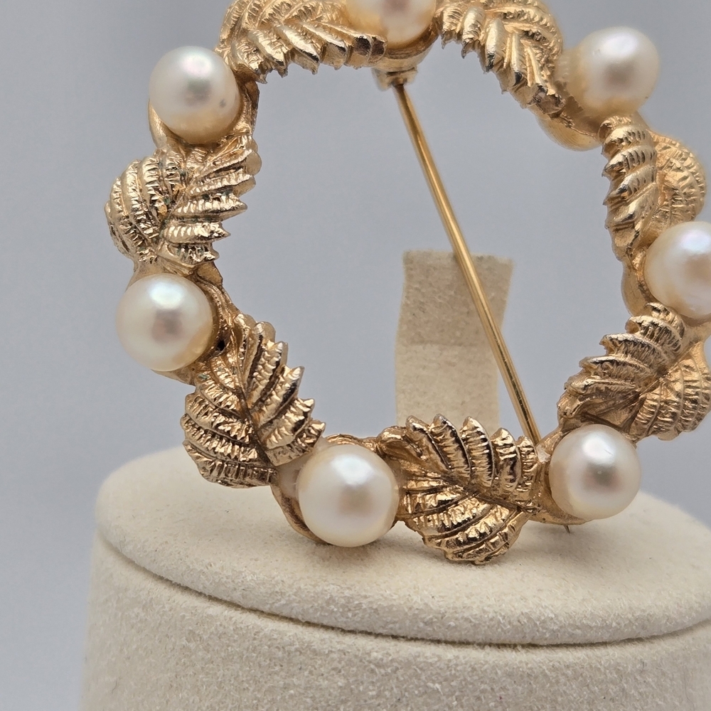 Charel Pearl Leaf Circle Brooch Designer Vintage Gold Fresh Water Pin - Picture 7 of 10